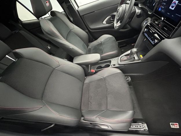 TOYOTA Yaris Cross 1.5 130H GR SPORT    TOIT PANO PACK TECHNO 