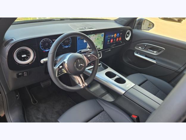 MERCEDES-BENZ GLB 250+ avec technologie EQ Limited Edition  GLB 250+ avec technologie EQ Limited Edition