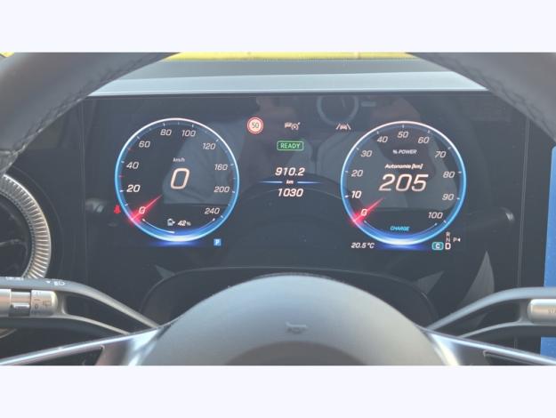 MERCEDES-BENZ GLB 250+ avec technologie EQ Limited Edition  GLB 250+ avec technologie EQ Limited Edition