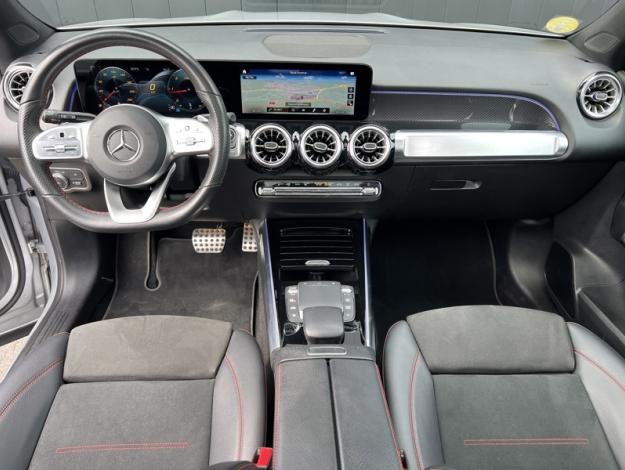 MERCEDES-BENZ GLB 200 d AMG Line  