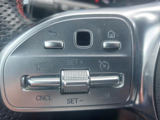 MERCEDES-BENZ Classe A 250 e AMG Line  