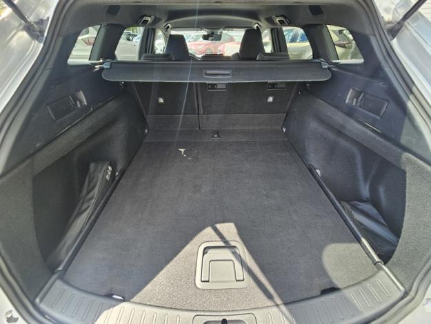 TOYOTA Corolla Touring Sports Hybride 122h Design  
