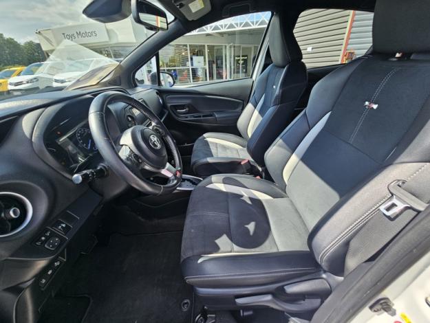 TOYOTA Yaris 100h HYBRID GR SPORT  