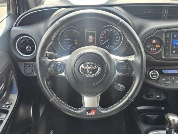 TOYOTA Yaris 100h HYBRID GR SPORT  