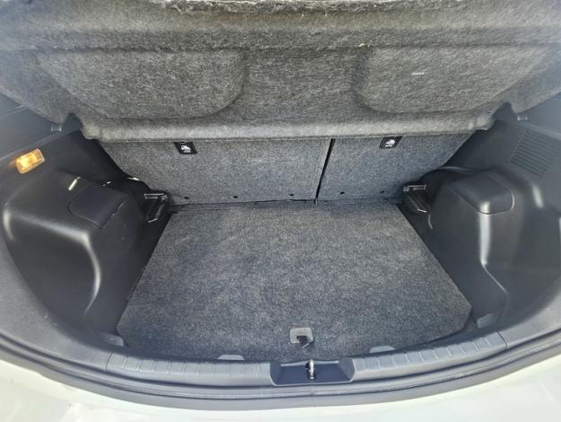 TOYOTA Yaris 100h HYBRID GR SPORT  