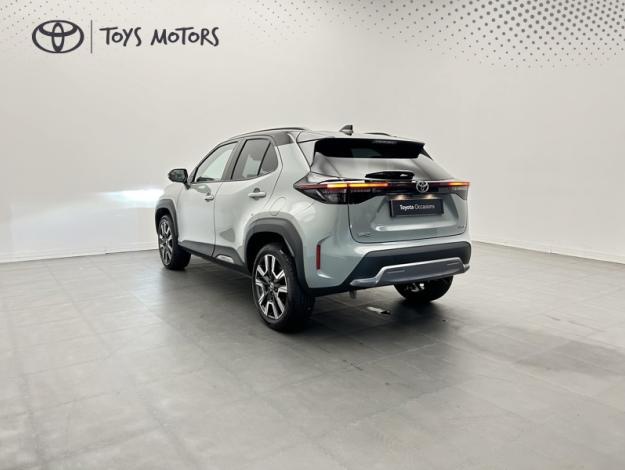 TOYOTA Yaris Cross 1.5 130H PREMIERE   
