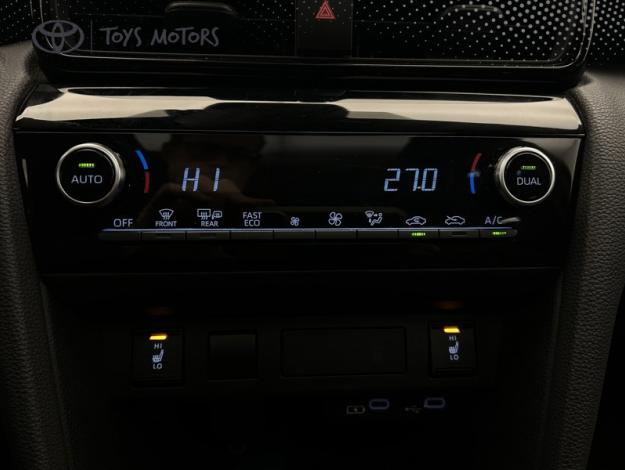 TOYOTA Yaris Cross 1.5 130H PREMIERE   