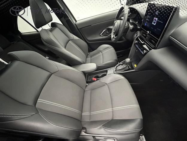 TOYOTA Yaris Cross 1.5 130H PREMIERE   