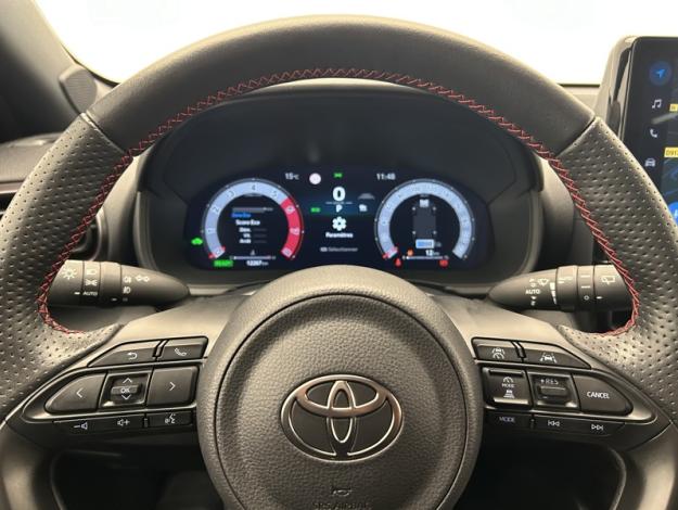TOYOTA Yaris 130h GR SPORT  
