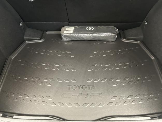 TOYOTA C-HR 1.8 Hybride 122 Dynamic   