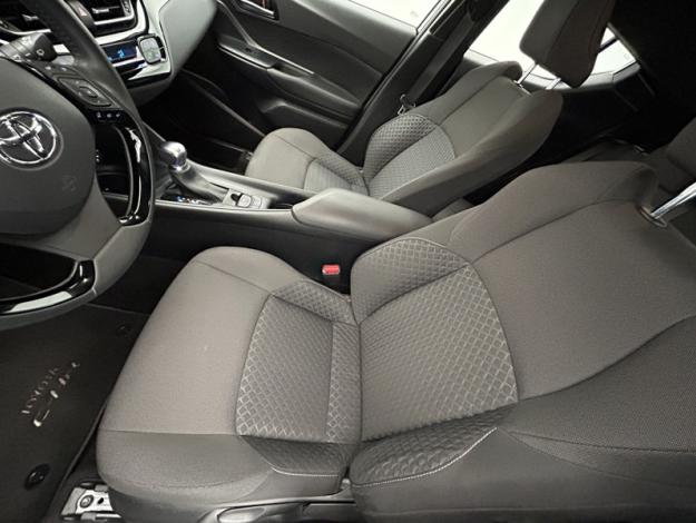 TOYOTA C-HR 1.8 Hybride 122 Dynamic   