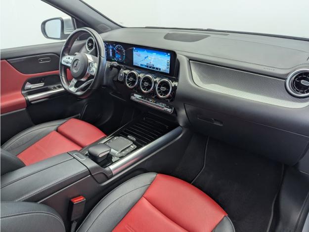 MERCEDES-BENZ GLA 250 e AMG Line  GLA 250 e AMG Line