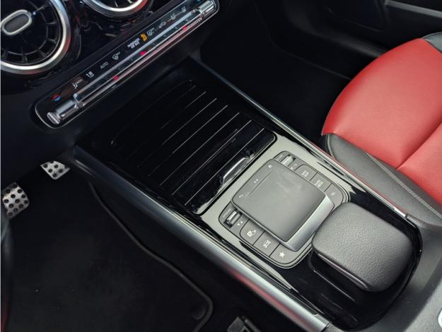 MERCEDES-BENZ GLA 250 e AMG Line  GLA 250 e AMG Line