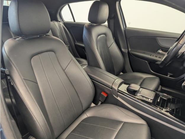 MERCEDES-BENZ Classe A 180 d Progressive Line  Classe A 180 d Progressive Line