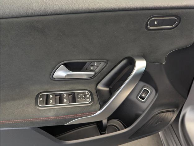 MERCEDES-BENZ Classe A 250 e AMG Line  