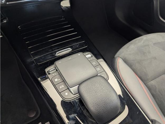 MERCEDES-BENZ Classe A 250 e AMG Line  