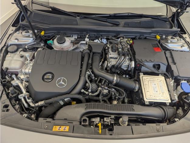 MERCEDES-BENZ Classe A 250 e AMG Line  