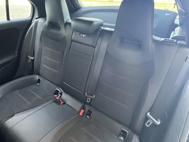MERCEDES-BENZ Classe A 200 AMG Line  