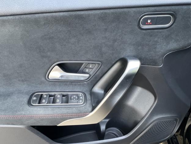 MERCEDES-BENZ Classe A 200 AMG Line  