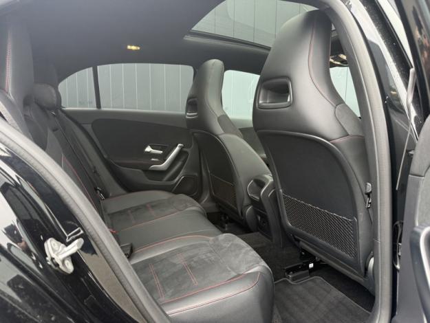 MERCEDES-BENZ Classe A 180 d AMG Line  
