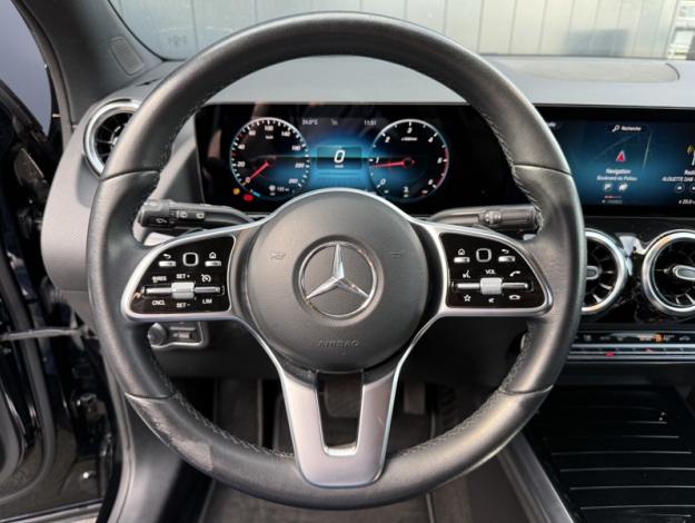 MERCEDES-BENZ GLA 200 d Progressive Line  