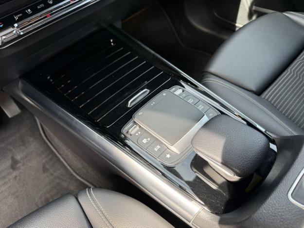 MERCEDES-BENZ GLA 200 d Progressive Line  