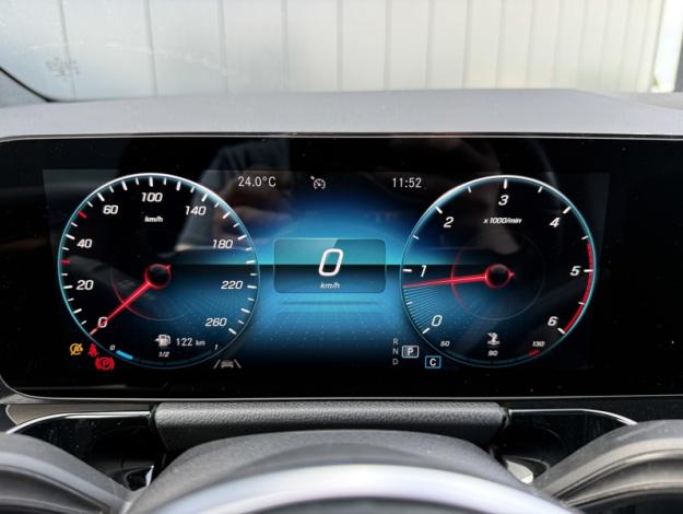 MERCEDES-BENZ GLA 200 d Progressive Line  