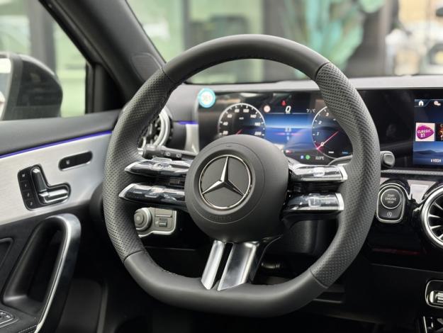MERCEDES-BENZ A 180 Star Edition  