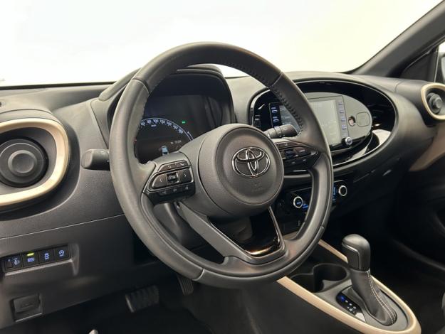 TOYOTA Aygo X 1.0 S-CVT 72 Design   