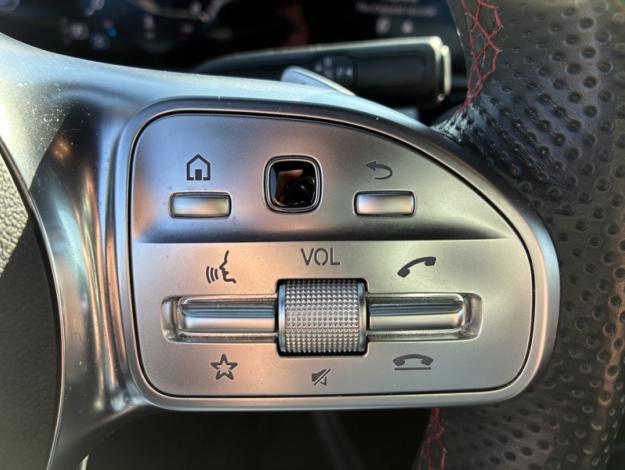 MERCEDES-BENZ Classe A 180 AMG Line AMG Line 