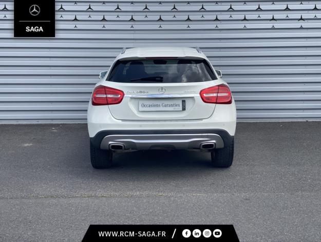 MERCEDES-BENZ GLA 200 d 4MATIC Sensation  