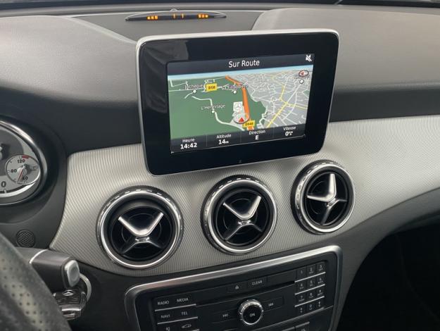 MERCEDES-BENZ GLA 200 d 4MATIC Sensation  