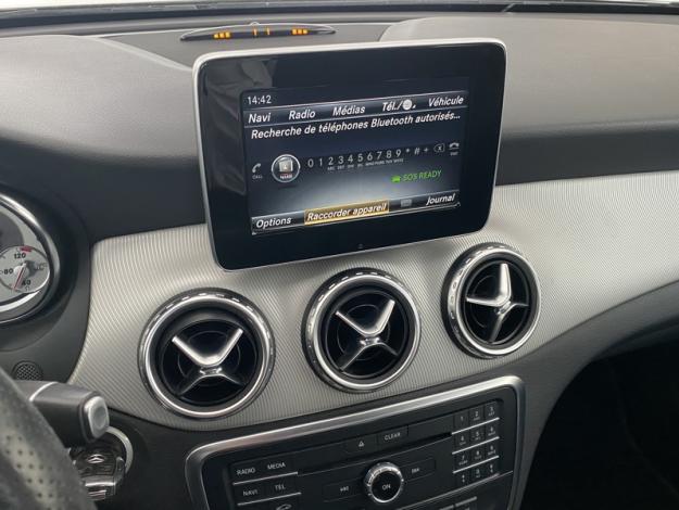 MERCEDES-BENZ GLA 200 d 4MATIC Sensation  