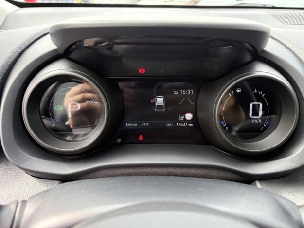 TOYOTA Yaris Hybride 116h Design  1.5 116 ch 