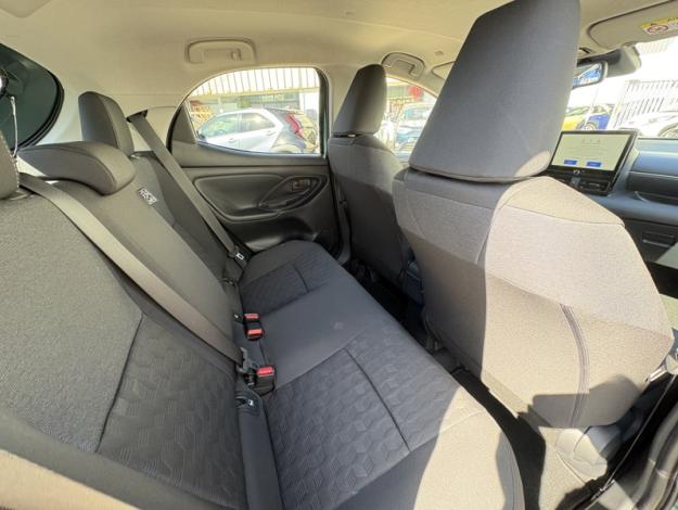 TOYOTA Yaris Hybride 116h Design  1.5 116 ch 