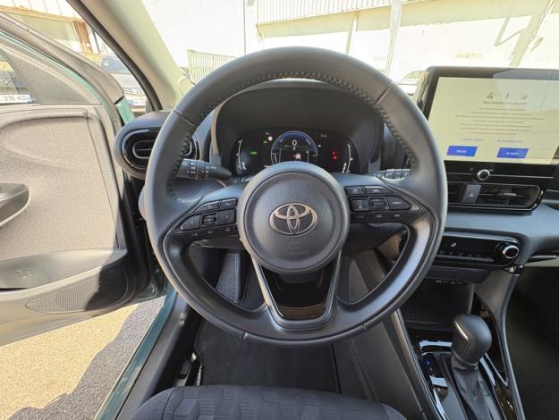 TOYOTA Yaris Hybride 116h Design  1.5 116 ch 