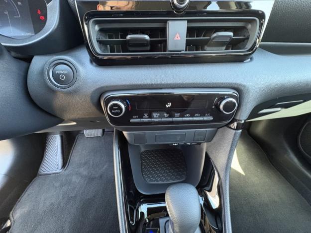 TOYOTA Yaris Hybride 116h Design  1.5 116 ch 