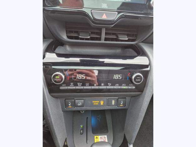 TOYOTA Yaris Cross 1.5 HYBRID 116H PREMIERE AWD   