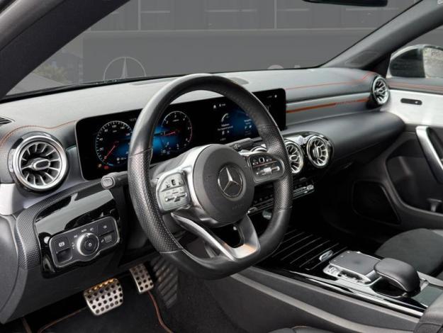 MERCEDES-BENZ CLA 180 d Coupé AMG Line  