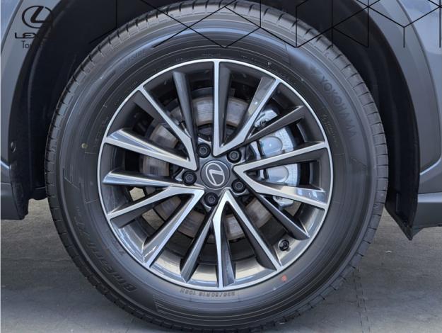 LEXUS NX 350H 2WD Luxe  