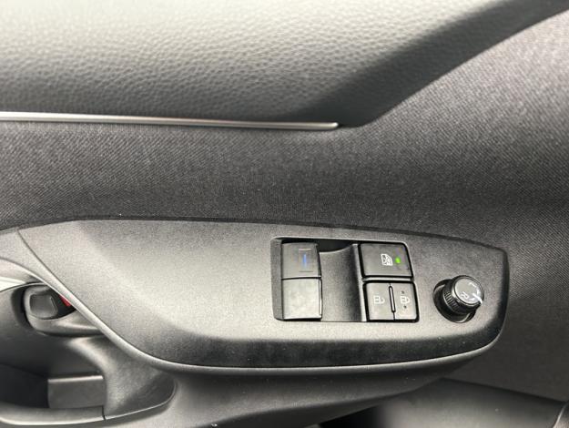 TOYOTA Yaris 116h Dynamic  