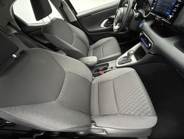 TOYOTA Yaris 116h Dynamic  