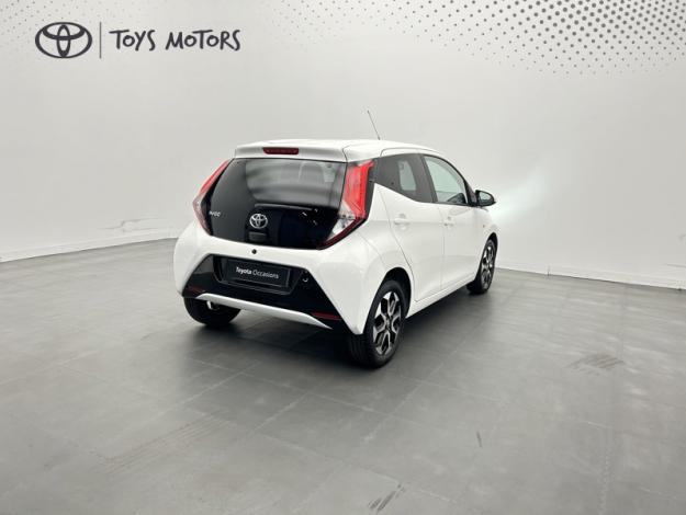 TOYOTA Aygo 1.0 VVT-i x-play  72 ch 