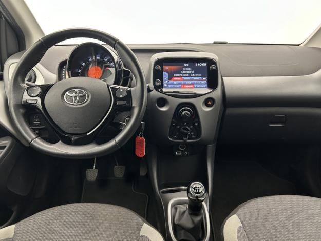 TOYOTA Aygo 1.0 VVT-i x-play  72 ch 