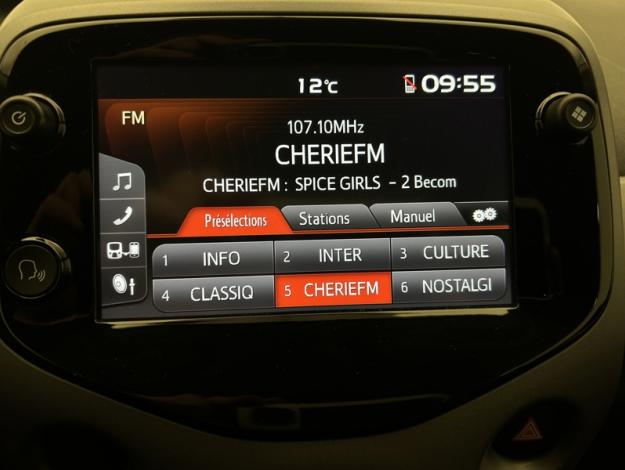 TOYOTA Aygo 1.0 VVT-i x-play  72 ch 