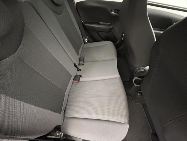 TOYOTA Aygo 1.0 VVT-i x-play  72 ch 