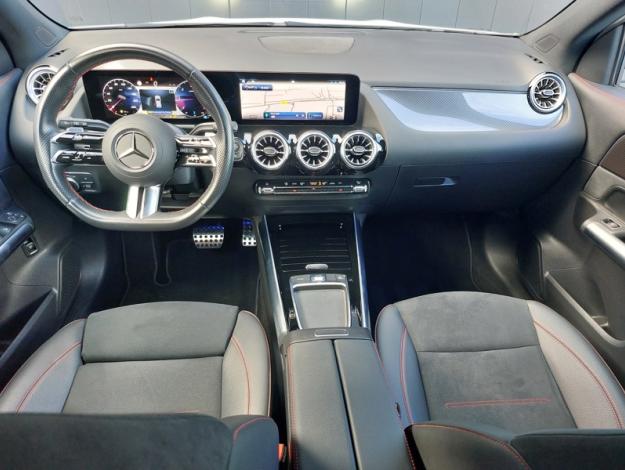 MERCEDES-BENZ GLA 200 d AMG Line  