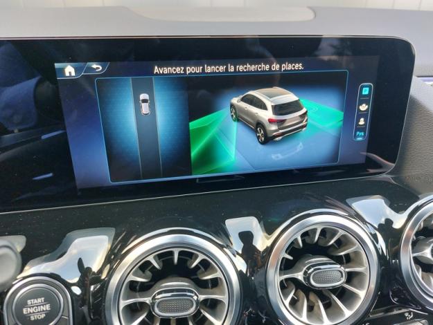 MERCEDES-BENZ GLA 200 d AMG Line  