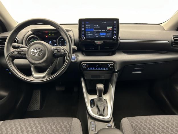 TOYOTA Yaris 116h Design  
