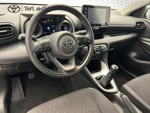 TOYOTA Yaris 70 VVT-i Design  